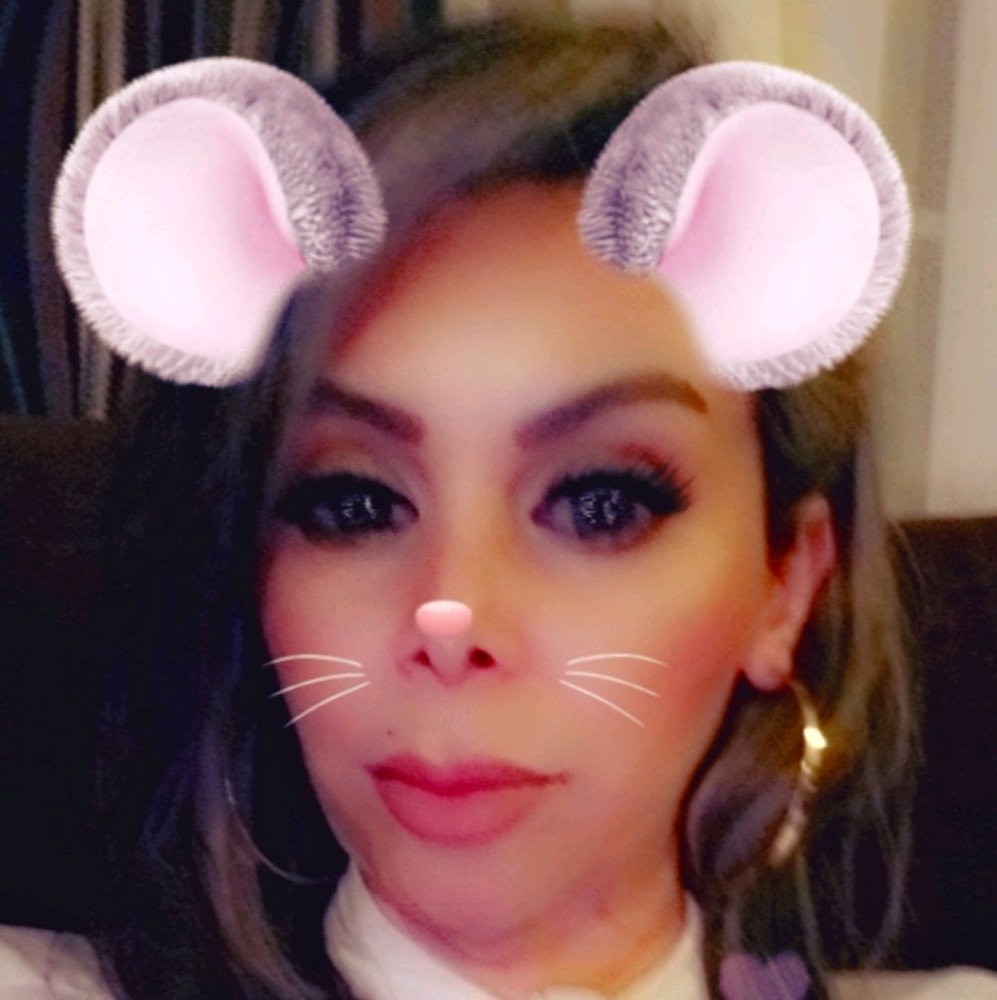 Meet your Posher, Carmen